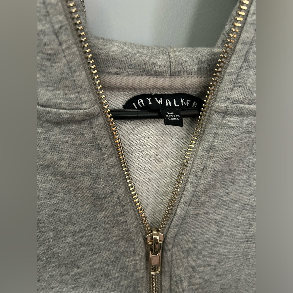 Cardigan - Picture 2 of 5